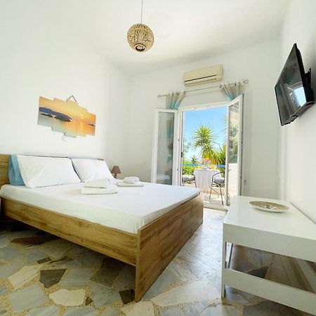 Odysseas Apartments 2 Marathokampos Ngoại thất bức ảnh