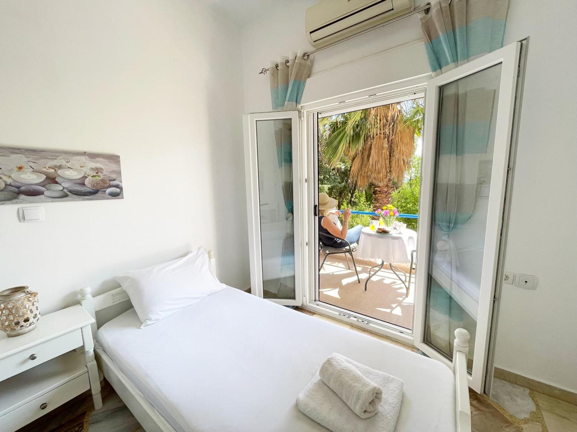 Odysseas Apartments 2 Marathokampos Ngoại thất bức ảnh